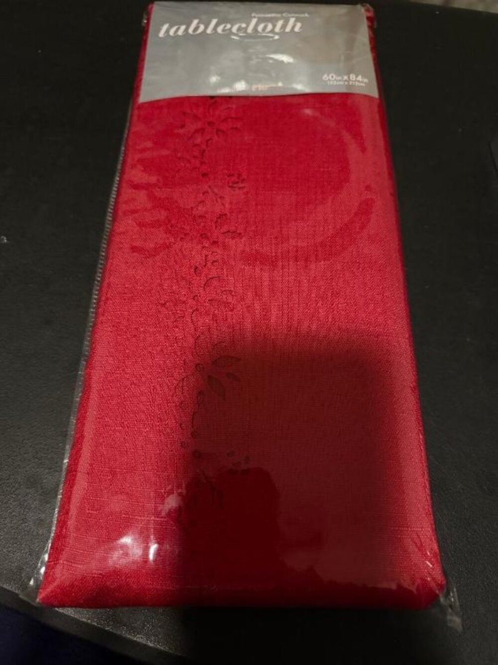 NANTUCKET POINSETTIA CUTWORK Oblong Tablecloth 60" x 84" RED Holiday NIP